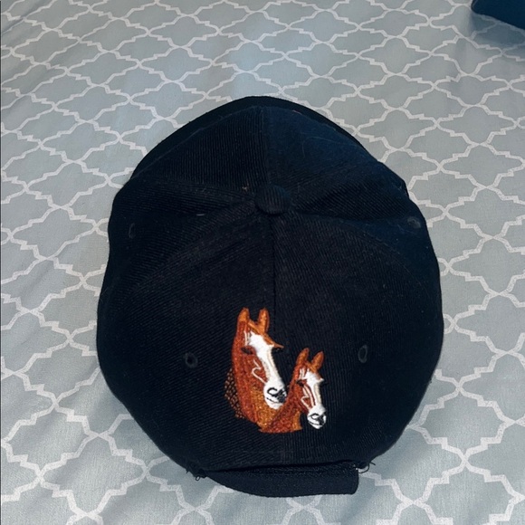 Vintage Horse Embroidered Baseball Cap w/Horse Design. Horse Shadow on right. - Picture 4 of 10